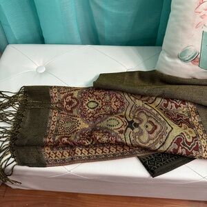 NEW Elegant Pashmina Reversible Scarf